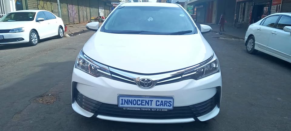 2017 TOYOTA COROLLA PRESTIGE 1.6 PETROL, MANUAL TRANSMISSION, WHITE COLOUR, 95000KM
