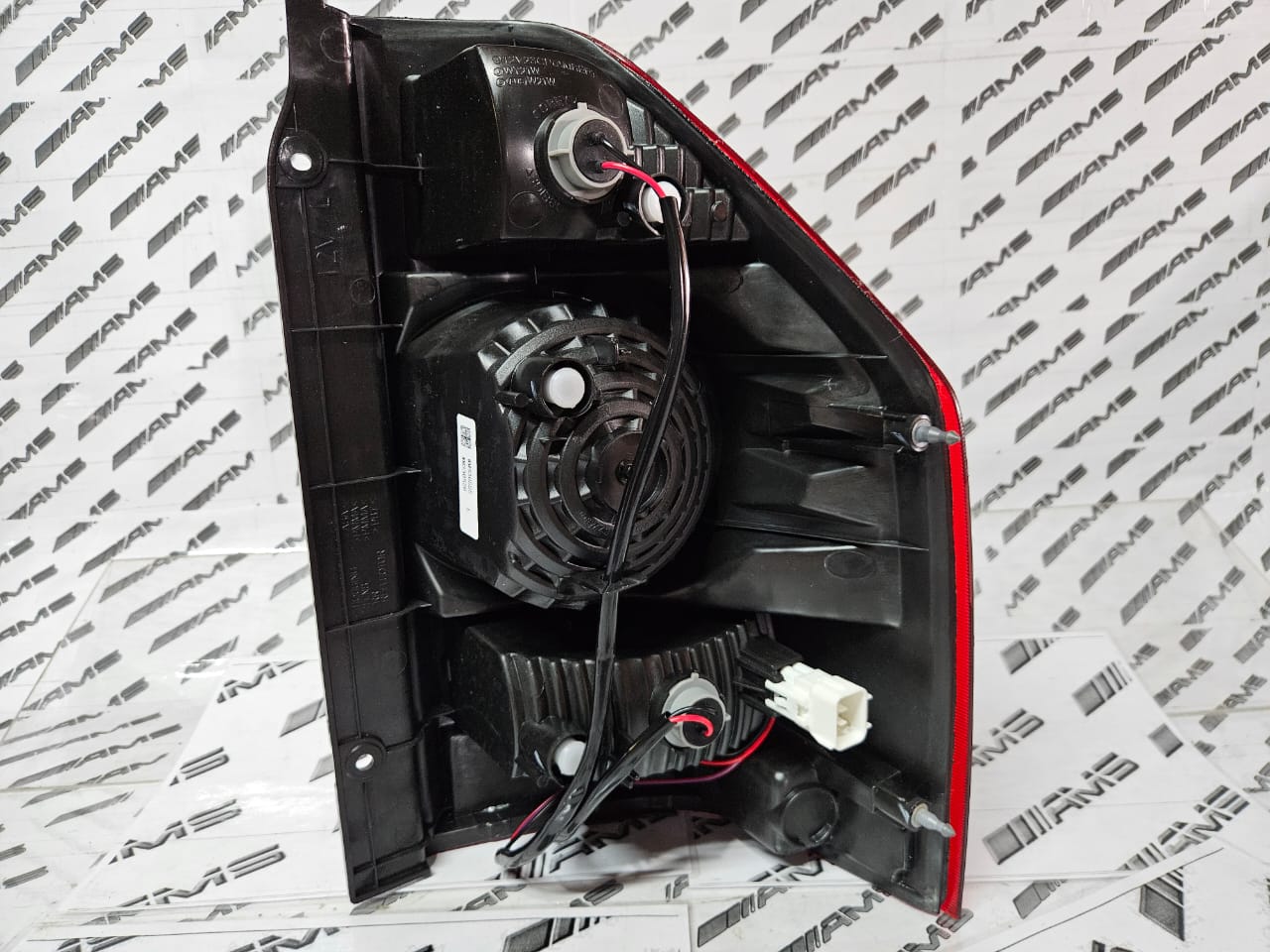 Brand New Mitsubishi Pajero Gen3 Tail Lights for Sale!