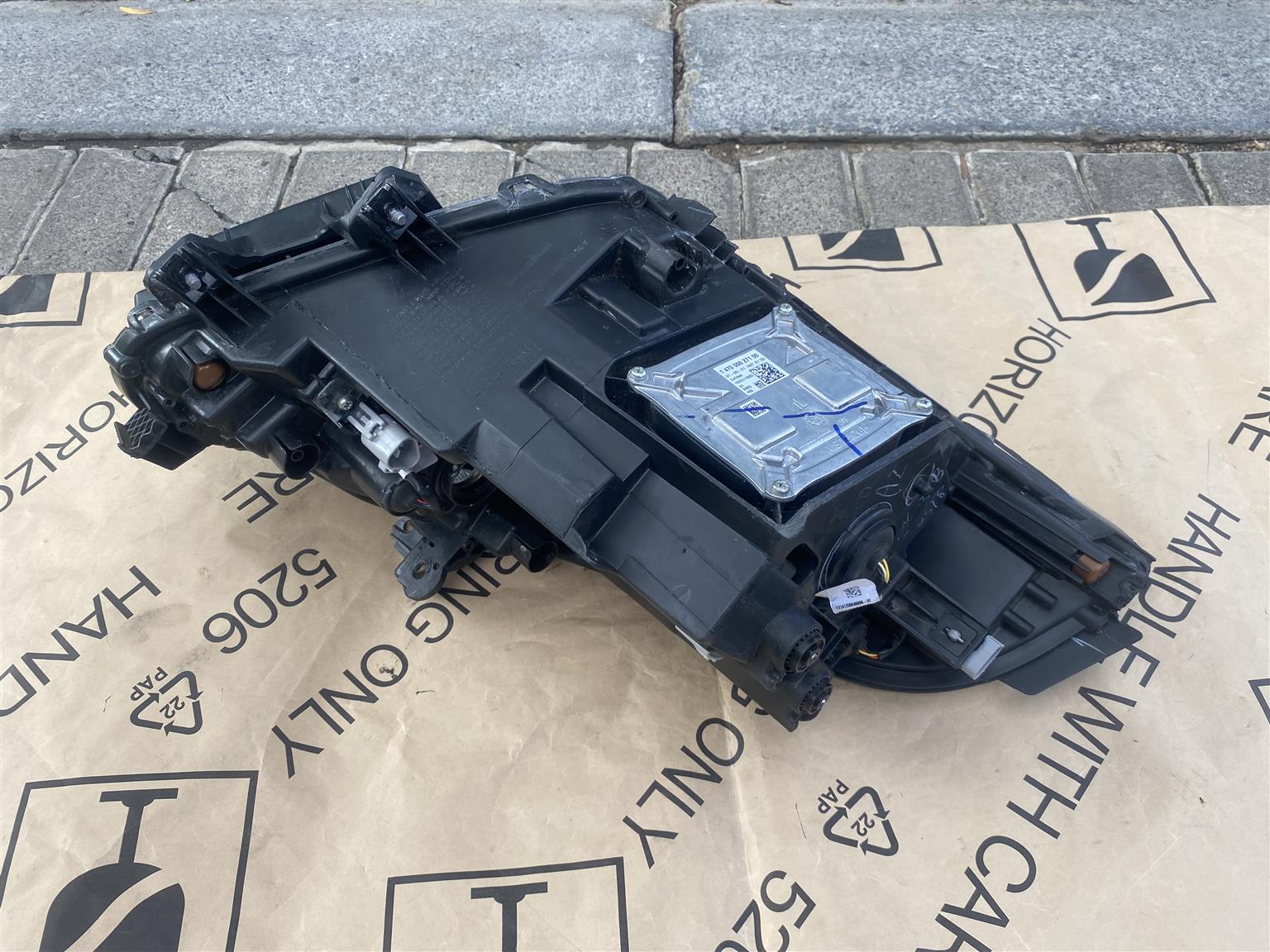 2022 TOYOTA STARLET/SUZUKI BALENO XENON HEADLIGHT LEFT SIDE FOR SALE