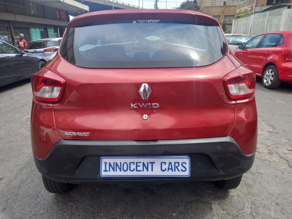 2017 RENAULT KWID 1.0 PETROL, MANUAL TRANSMISSION, MAROON COLOUR, MILEAGE 140000KM