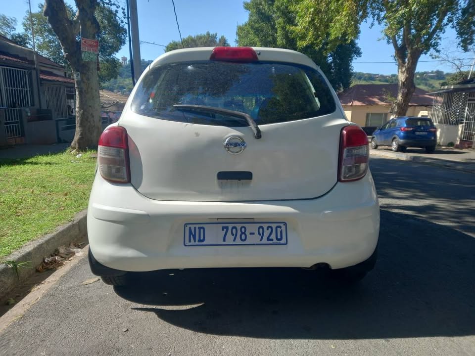 NISSAN MICRA 1.2 Petrol. 2014 Model, Manual, White Color, Mileage