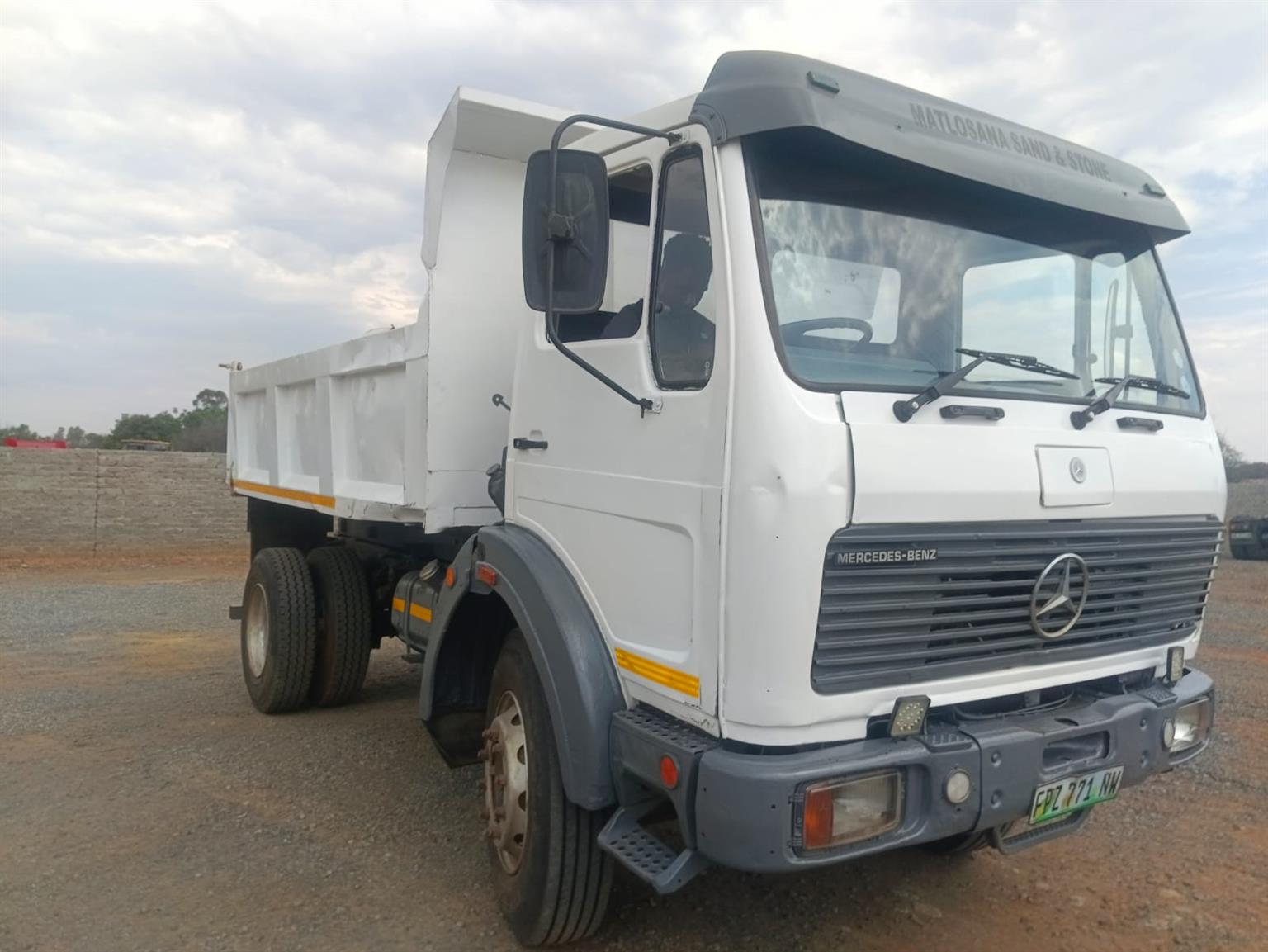 Mercedes Benz 6cube Tipper Truck For Sale Junk Mail Marketplace mercedes-benz-6cube-tipper-truck-for-sale-junk-mail-marketplace