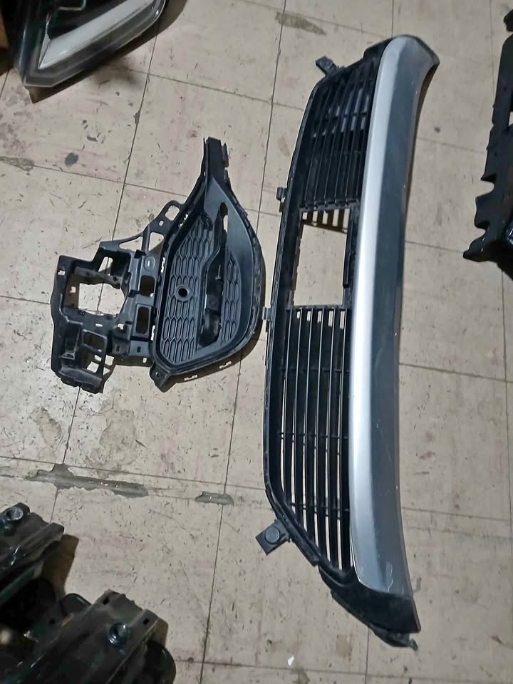 Opel grandland x bumper spoiler - Private Seller Opel grandland x bumper spoiler - Private Seller