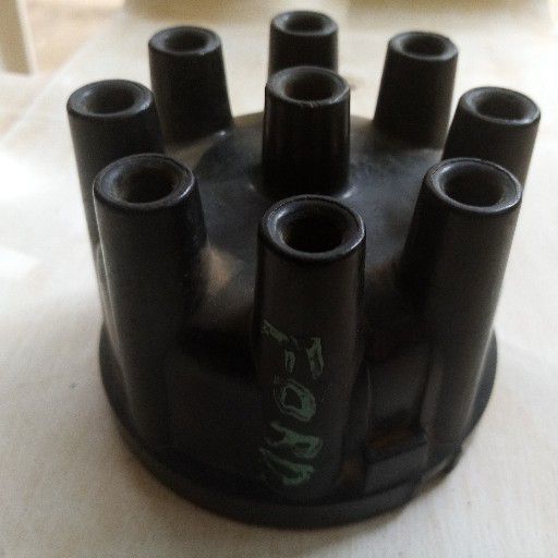 Ford V8, dist cap - Private Seller Ford V8, dist cap - Private Seller