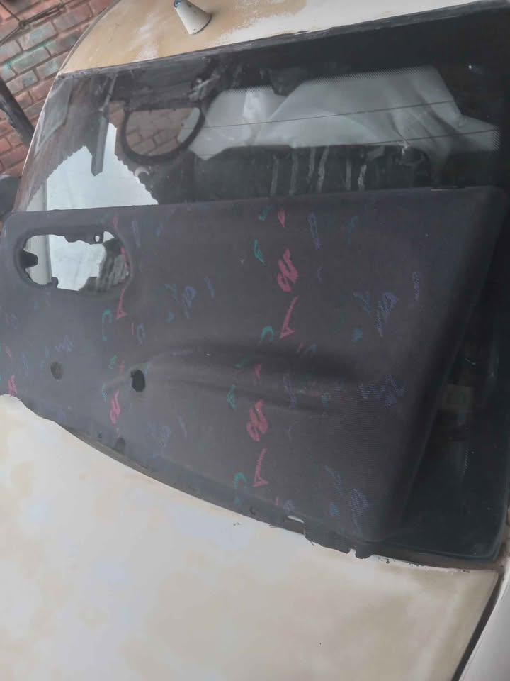 Opel corsa door panel - Private Seller Opel corsa door panel - Private Seller