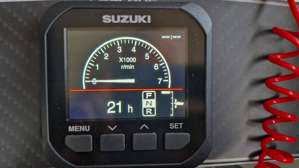 Cascade 196 Boat with 200h0 Suzuki Stealth 4 stroke