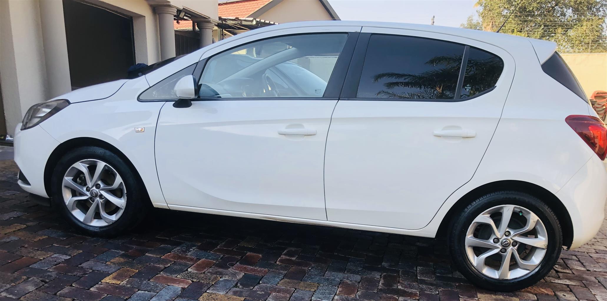 Opel Corsa 1.0T ECOTEC (Enjoy)