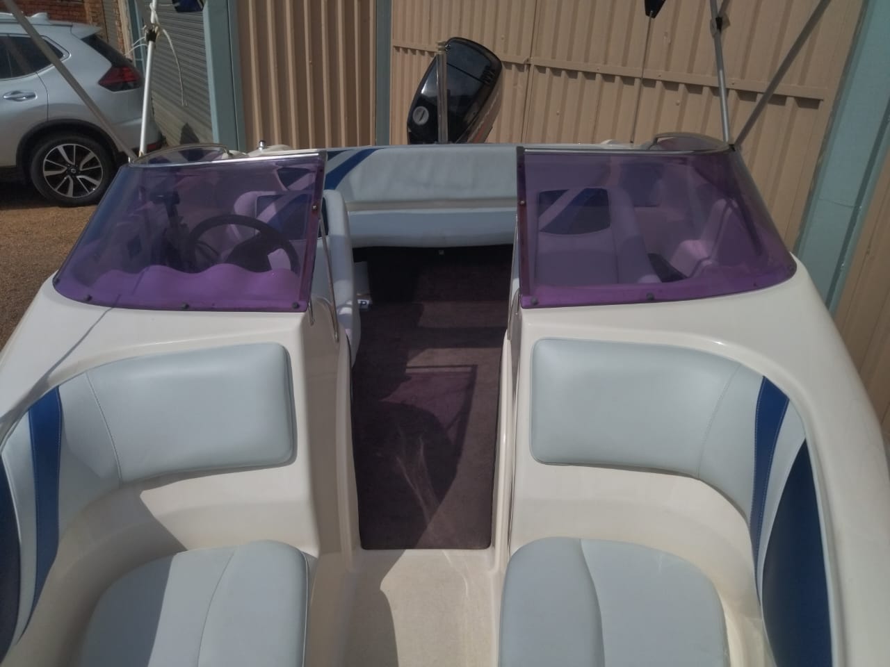 2000 Velocity Boat with engine