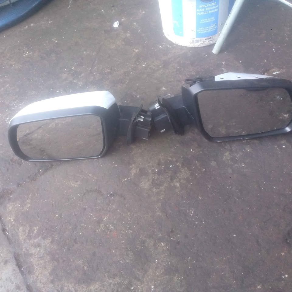 Ford Ranger T9 both sides mirror 2023 to 2024 - Private Seller Ford Ranger T9 both sides mirror 2023 to 2024 - Private Seller