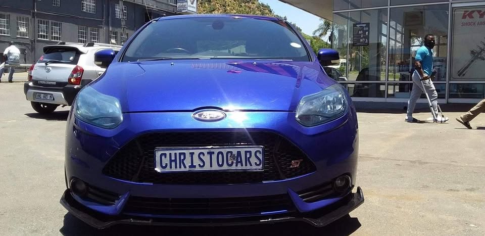 2012 Ford Focus ST manual 2012
