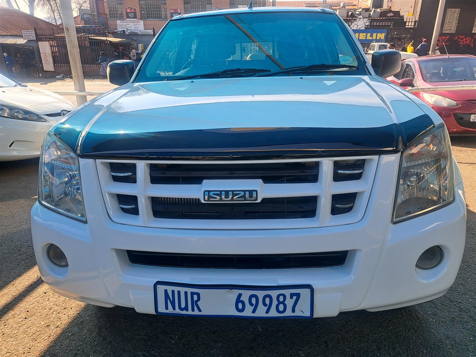 ISUZU KB 250