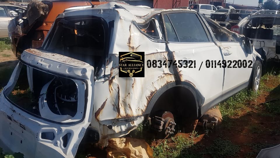 TOYOTA RAV 4 STRIPPING FOR SPARES - Private Seller