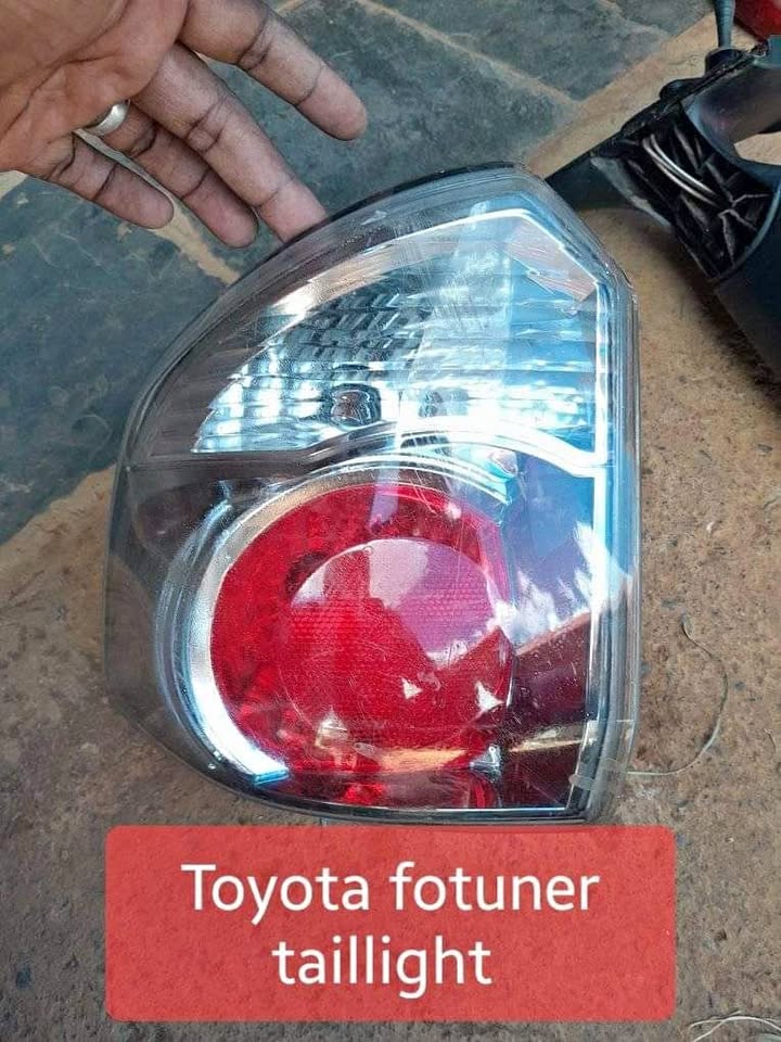 Toyota fotuner taillight - Private Seller Toyota fotuner taillight - Private Seller