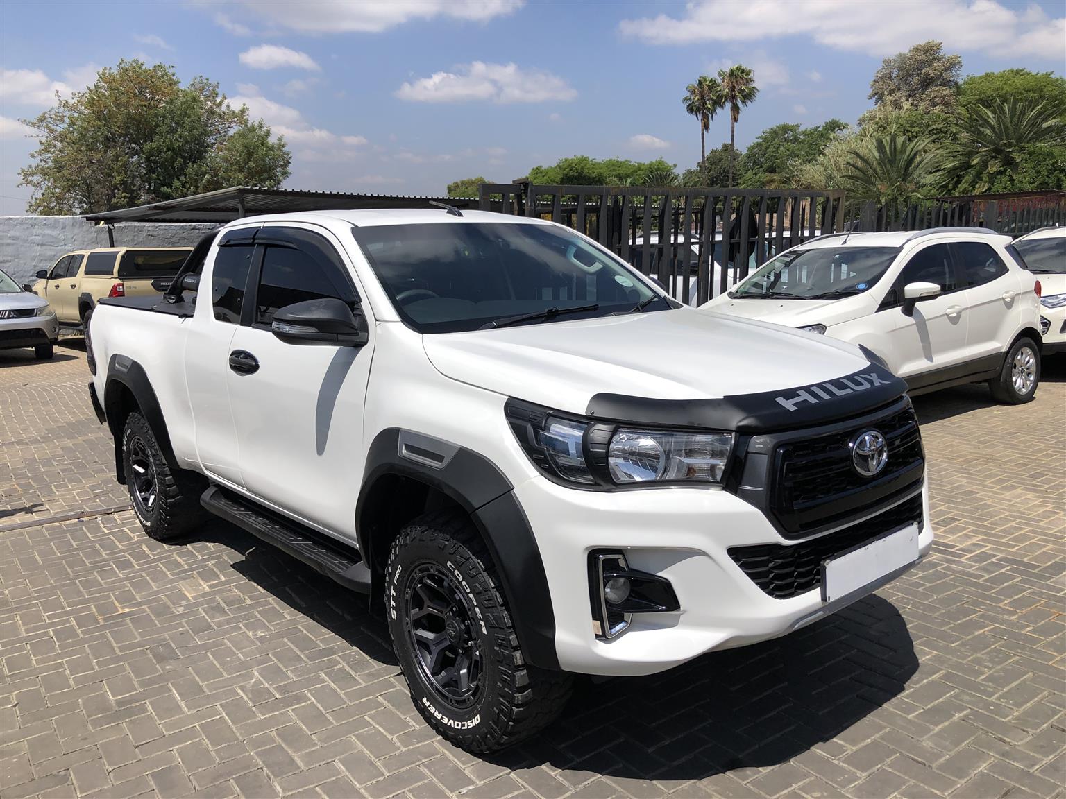 Used 2016 Toyota Hilux 2.4GD-6 Xtra cab SRX auto - Private Seller Used 2016 Toyota Hilux 2.4GD-6 Xtra cab SRX auto - Private Seller