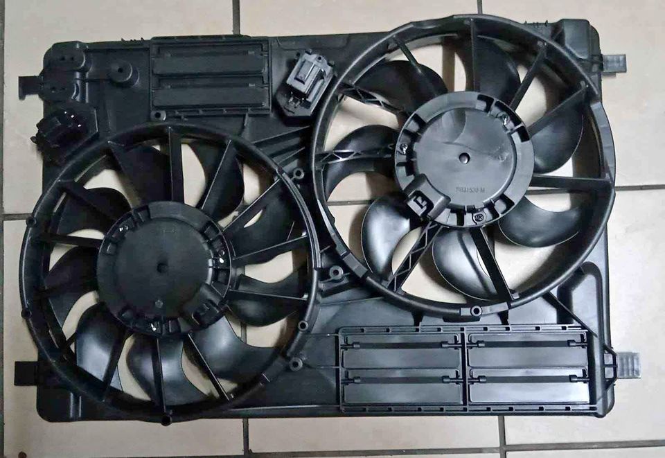 Ford Kuga 2.0T 2013- Radiator Fan Assembly - Private Seller Ford Kuga 2.0T 2013- Radiator Fan Assembly - Private Seller