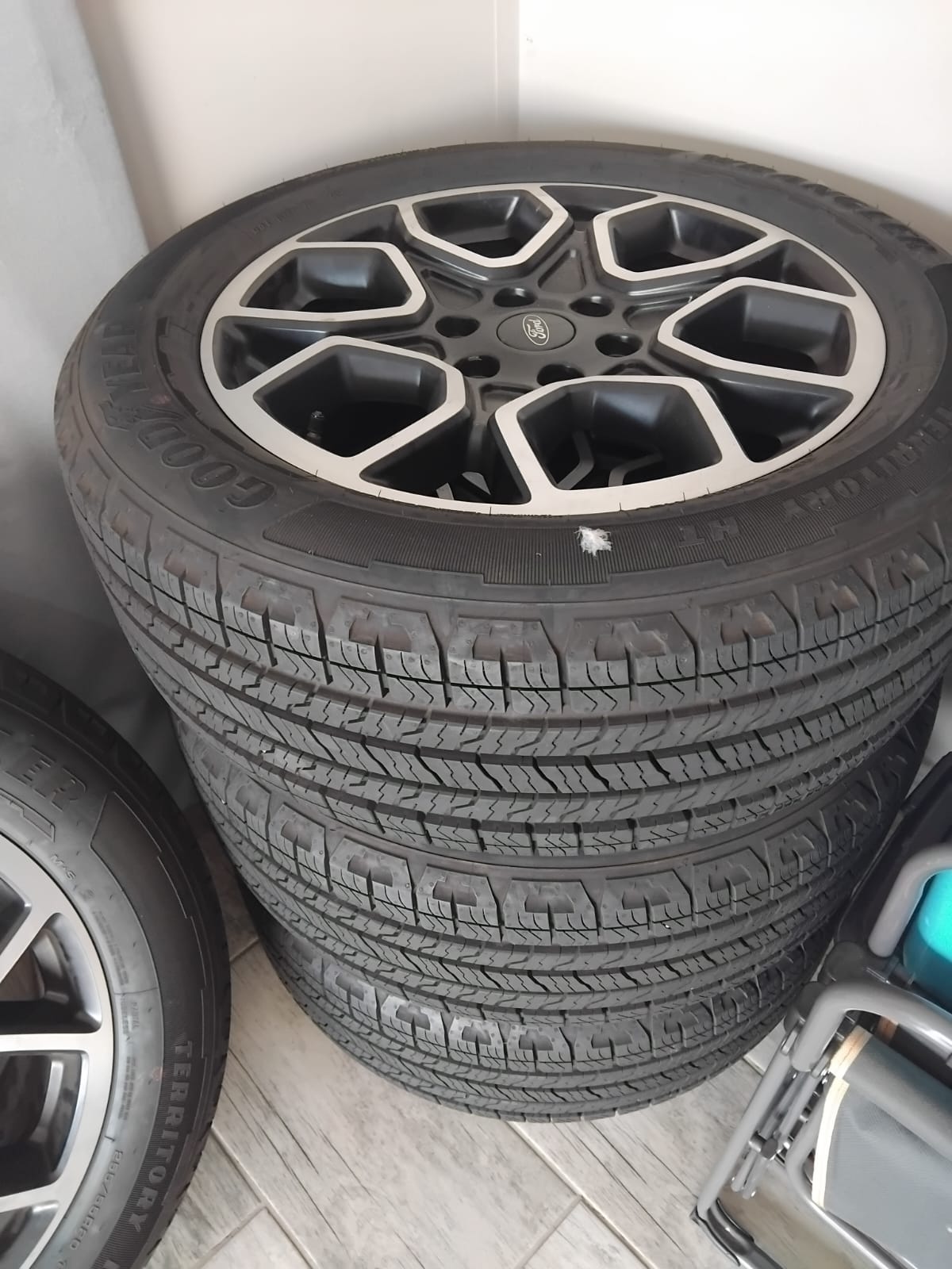 New Tyre and Rims FORD RANGER - Private Seller New Tyre and Rims FORD RANGER - Private Seller