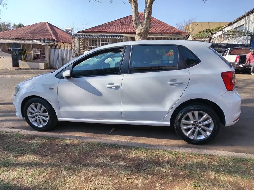 Polo vivo 1.4 hatchback 2019