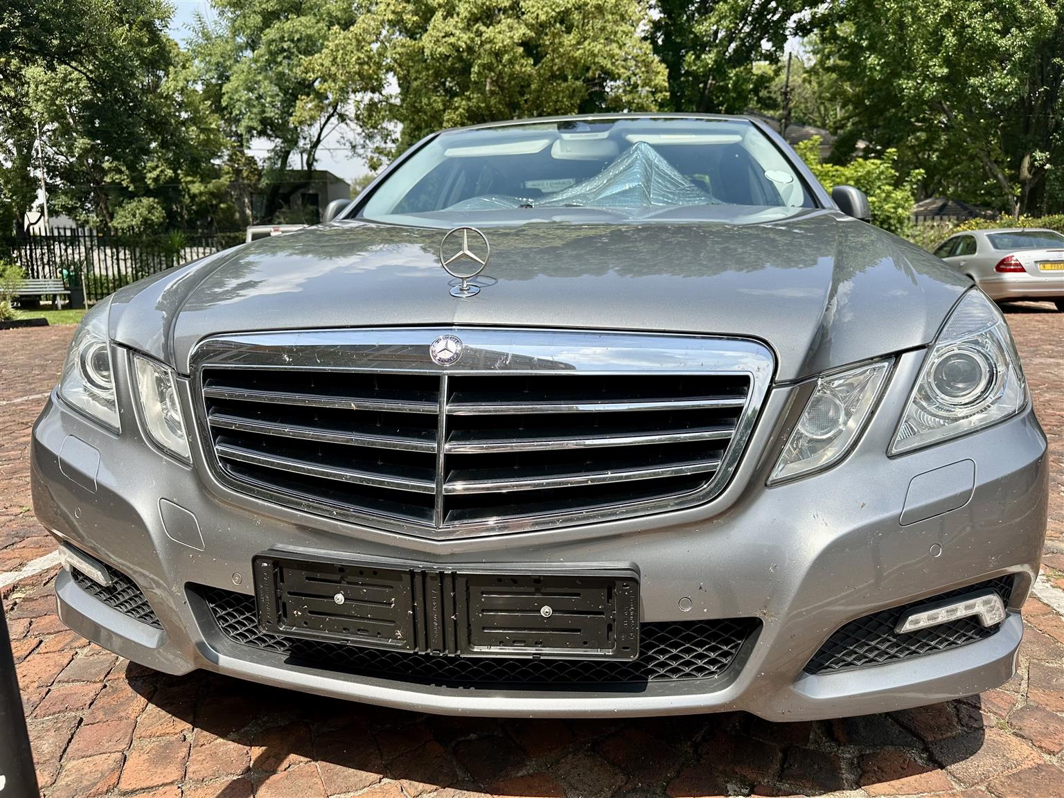 Used 2009 Mercedes-Benz E-Class E200 Avantgarde - Private Seller Used 2009 Mercedes-Benz E-Class E200 Avantgarde - Private Seller