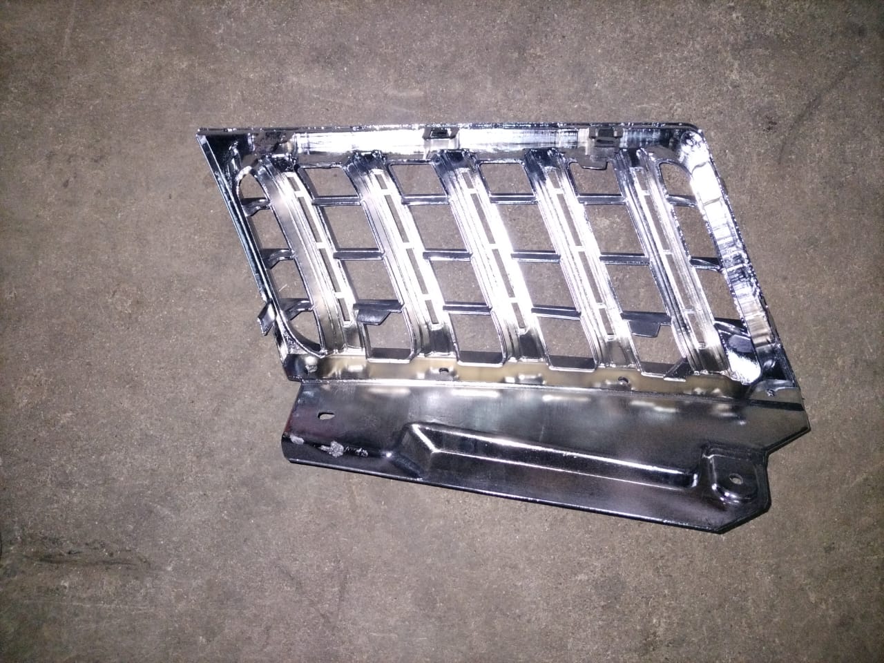 Brand New Pajero Sport 2009-2013 Kidney Grill - Private Seller Brand New Pajero Sport 2009-2013 Kidney Grill - Private Seller