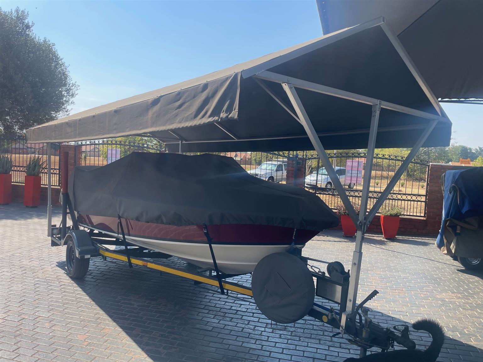 Antiqua ski boat