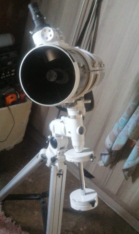 SKYWATCHER TELESCOPE