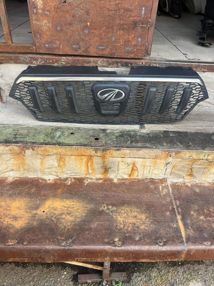 Mahindra Scorpio grill - Private Seller Mahindra Scorpio grill - Private Seller