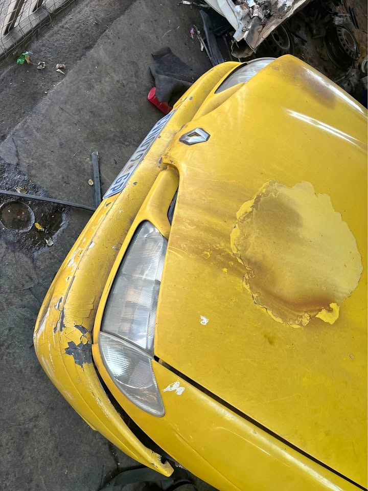 Renault megane stripping for parts - Private Seller Renault megane stripping for parts - Private Seller