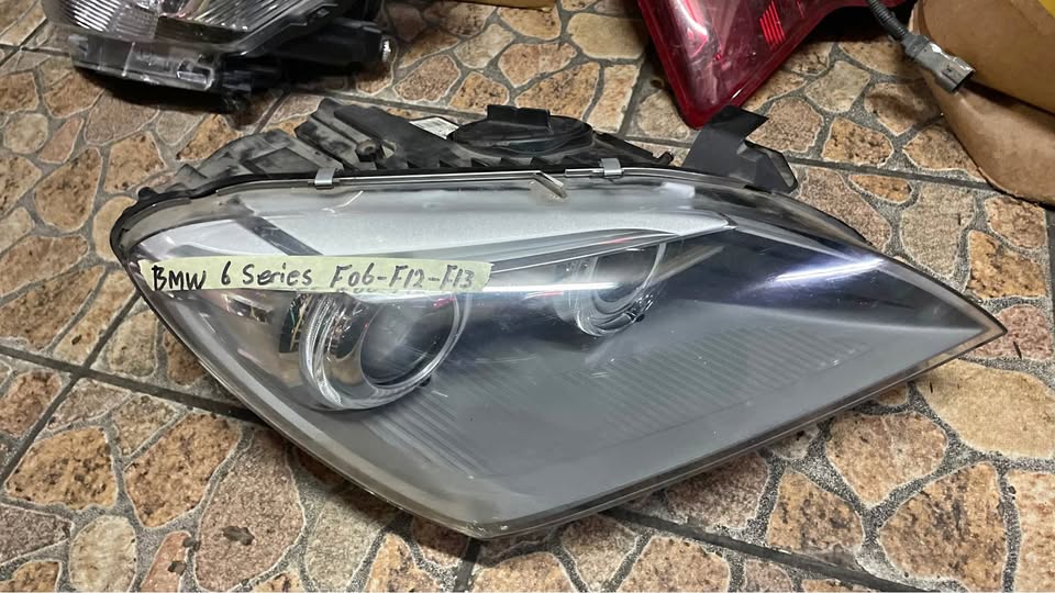 BMW 6 Series F06 /F12 headlight - Private Seller BMW 6 Series F06 /F12 headlight - Private Seller