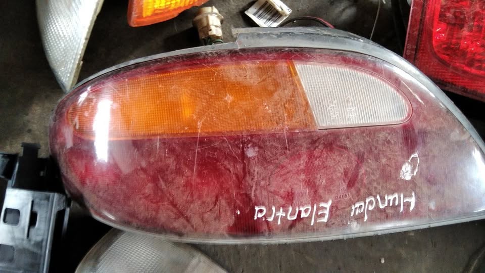 HYUNDAI ELANTRA TAIL LIGHT FOR SALE - Private Seller HYUNDAI ELANTRA TAIL LIGHT FOR SALE - Private Seller