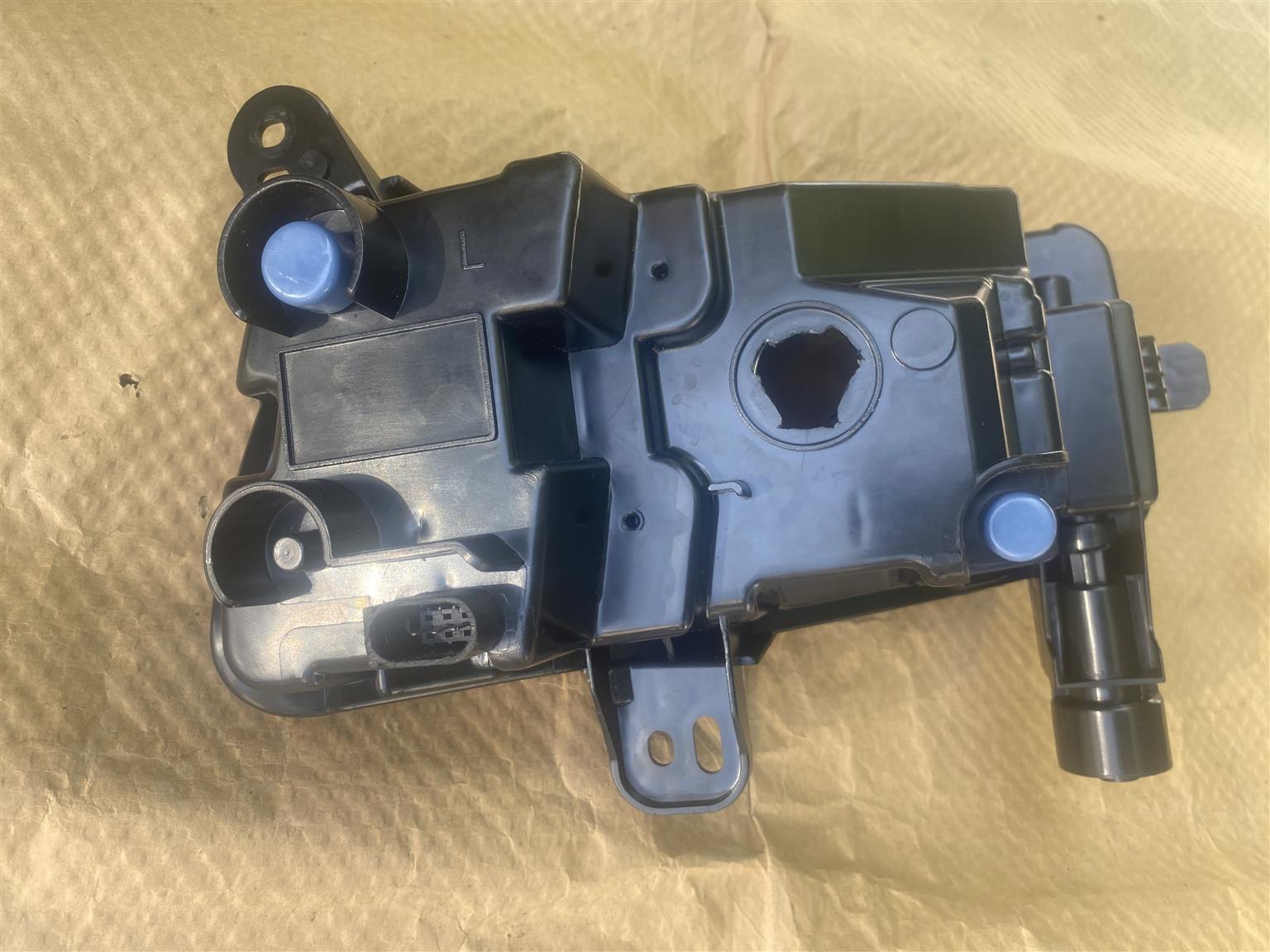 2020 VW POLO 8 LED SPOTLIGHT LEFT SIDE FOR SALE. BRAND NEW