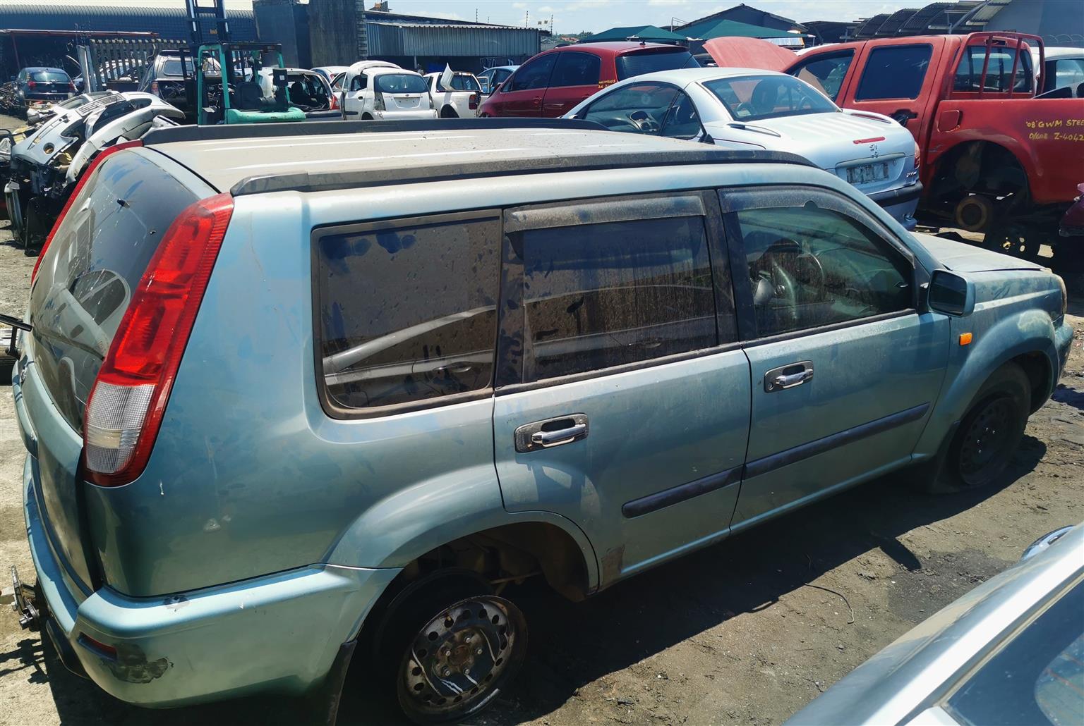 2004 Nissan X-Trail 2.0L - Stripping for Spares
