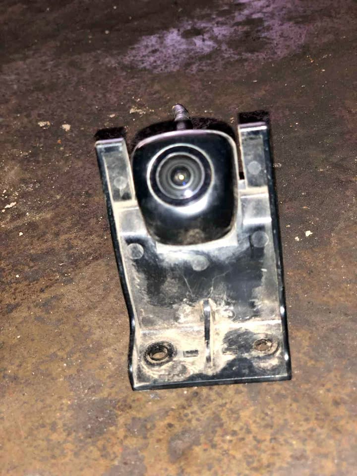 Hyundai venue rear bumper camera sensor - Private Seller Hyundai venue rear bumper camera sensor - Private Seller