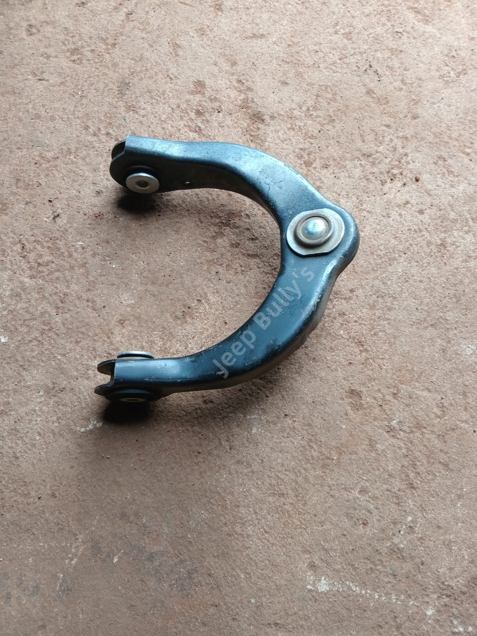 Used Upper Control Arm For Jeep Grand Cherokee (WK2) - Private Seller Used Upper Control Arm For Jeep Grand Cherokee (WK2) - Private Seller