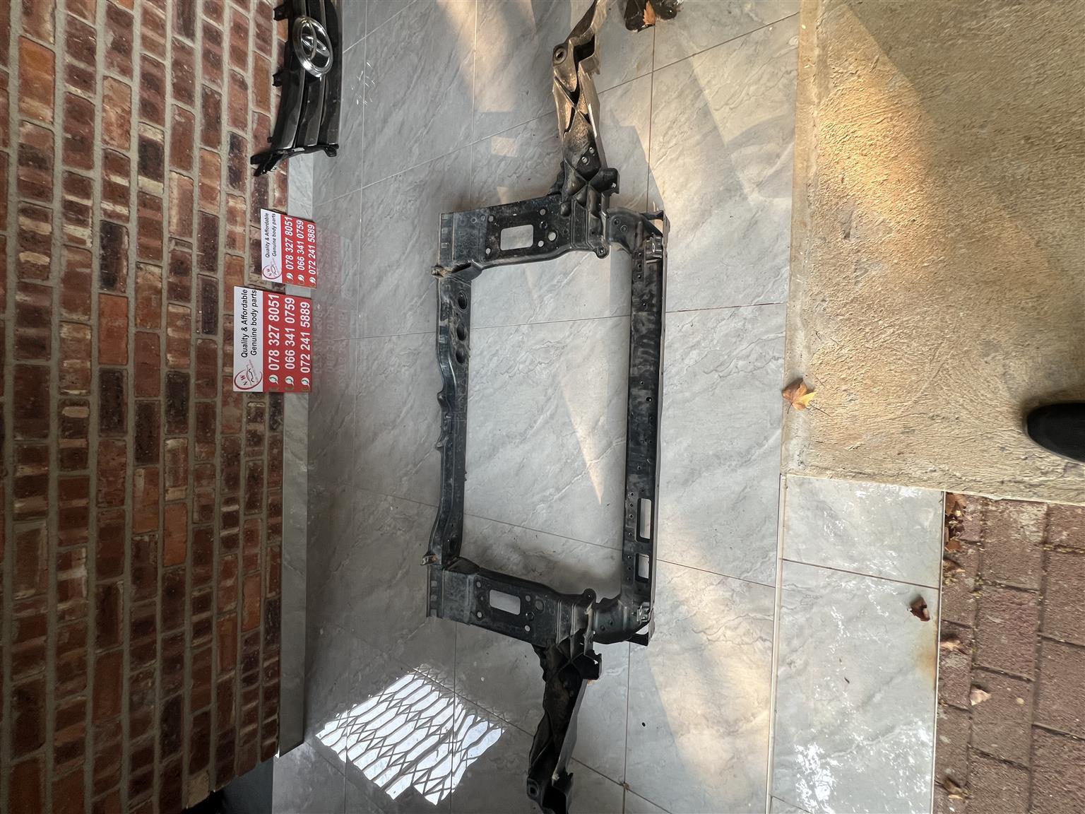 Hyundai Tucson cradle - Private Seller Hyundai Tucson cradle - Private Seller