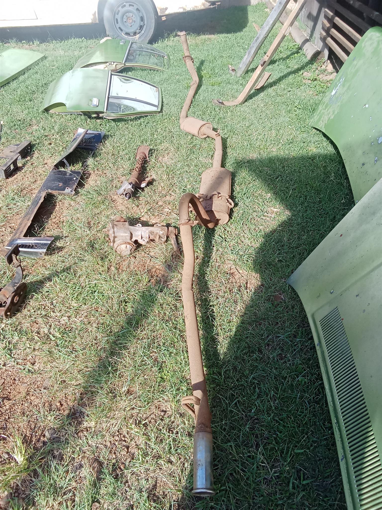Chevrolet (2.5) exhaust system - Private Seller Chevrolet (2.5) exhaust system - Private Seller