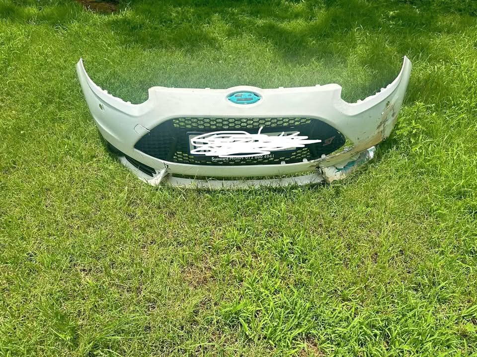 Ford Focus ST Front bumper