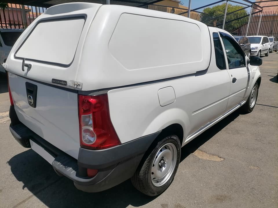 2020 Nissan Np200 1.6i Bakkie with a Canopy