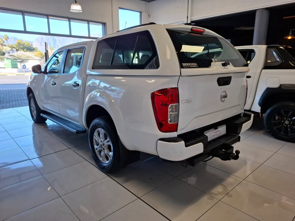 2023 Nissan Navara 2.5TDi SE Plus D/C