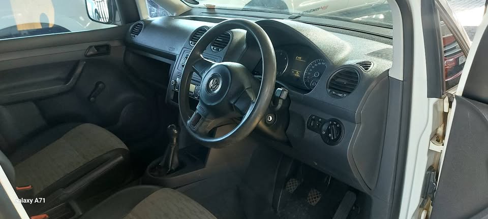 Volkwogen Caddy 2.0 TDI Panel Van Manual Diesel