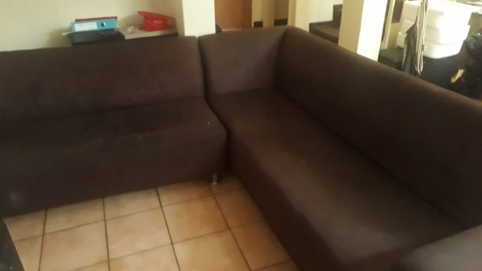 Corner couch unit for sale. Self pickup in parktown estate