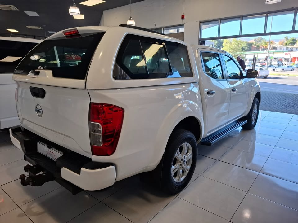 2023 Nissan Navara 2.5TDi SE Plus D/C