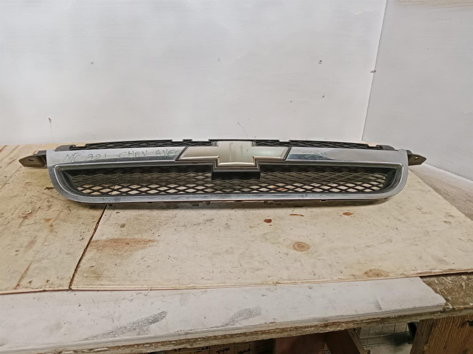 Chev Aveo 1.6L Front Grille - Private Seller