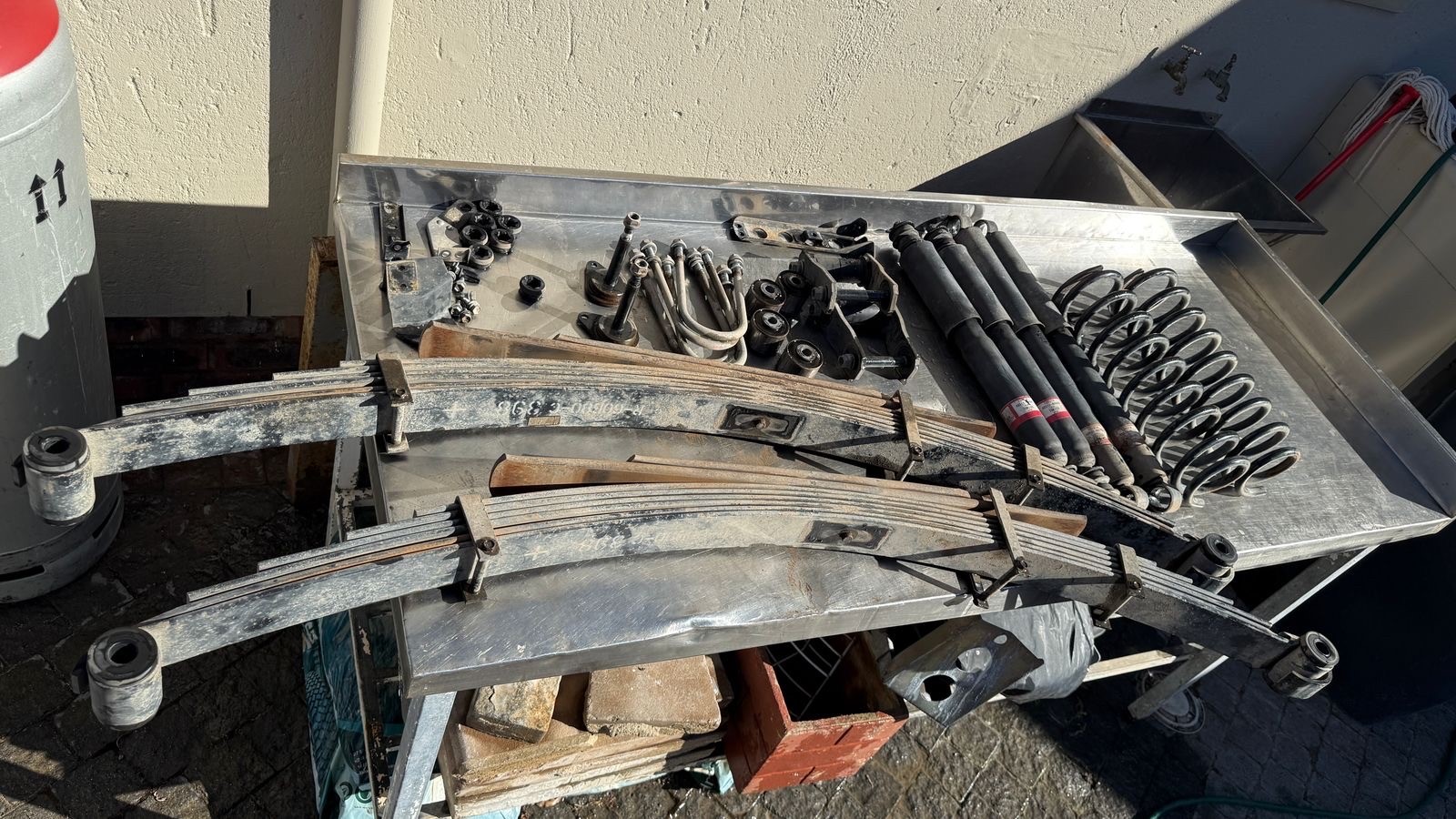 PARTS FOR LC79 V8 DOUBLE CAB - Private Seller PARTS FOR LC79 V8 DOUBLE CAB - Private Seller