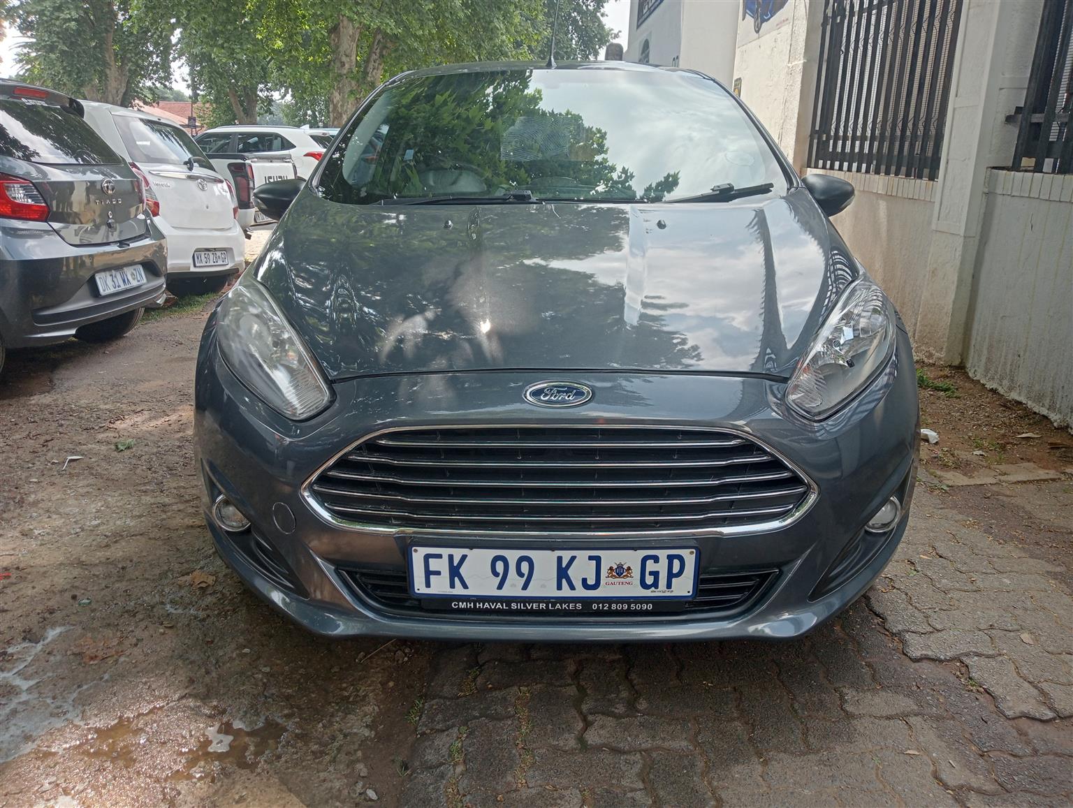 2015 Ford Fiesta 5-door 1.0T Titanium