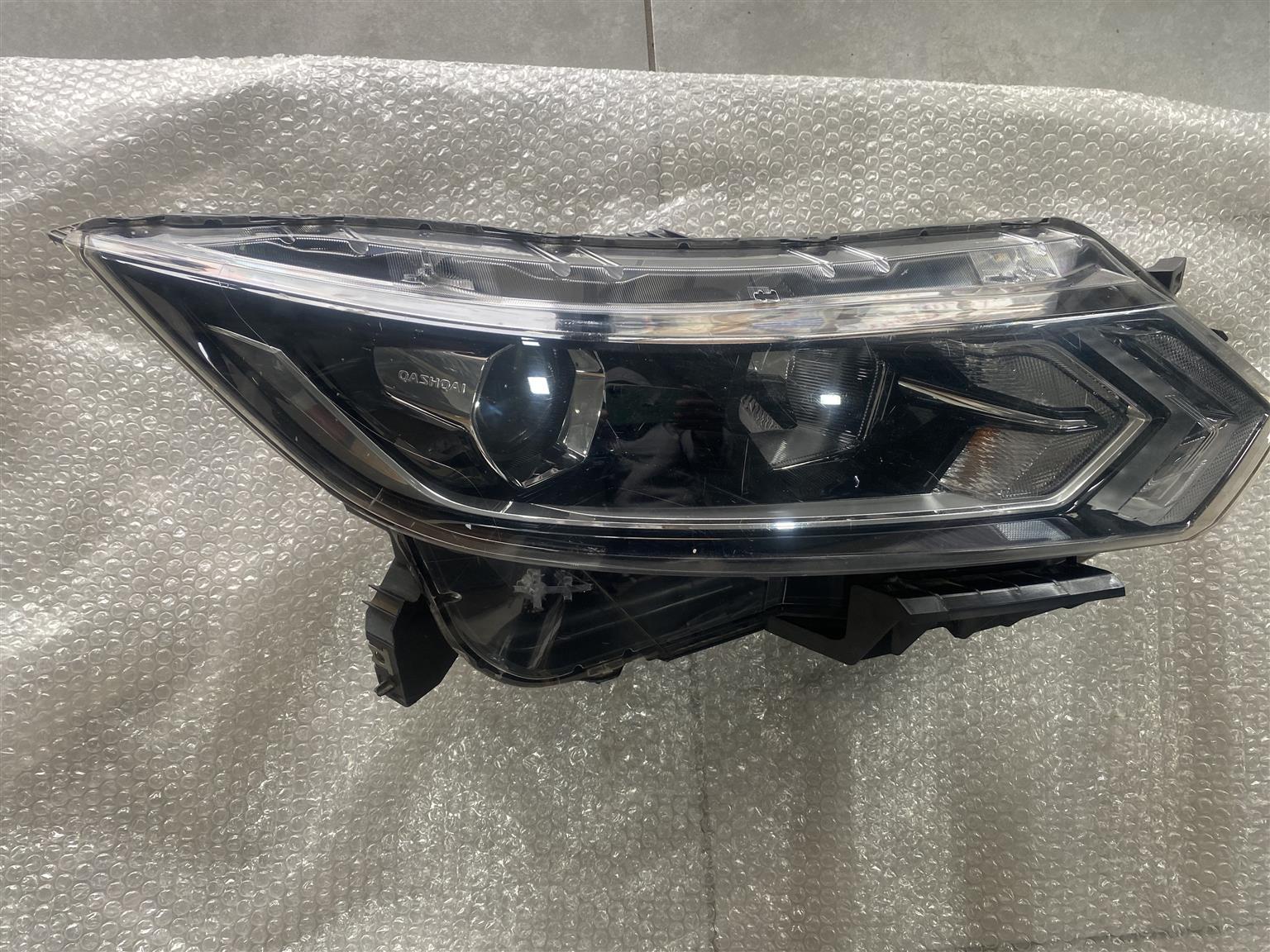 2022 NISSAN QASHQAI LED HEADLIGHT RIGHT SIDE FOR SALE. IN EXCELLENT CONDITION - Private Seller 2022 NISSAN QASHQAI LED HEADLIGHT RIGHT SIDE FOR SALE. IN EXCELLENT CONDITION - Private Seller