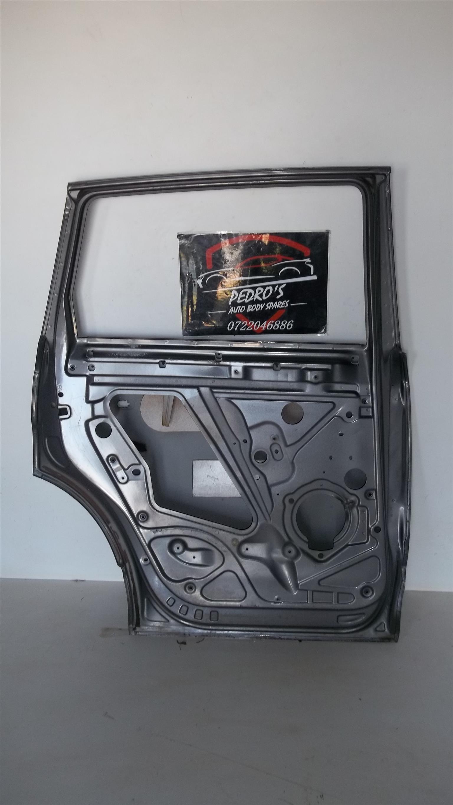 Audi Q7 (Left) rear passenger door - Private Seller Audi Q7 (Left) rear passenger door - Private Seller