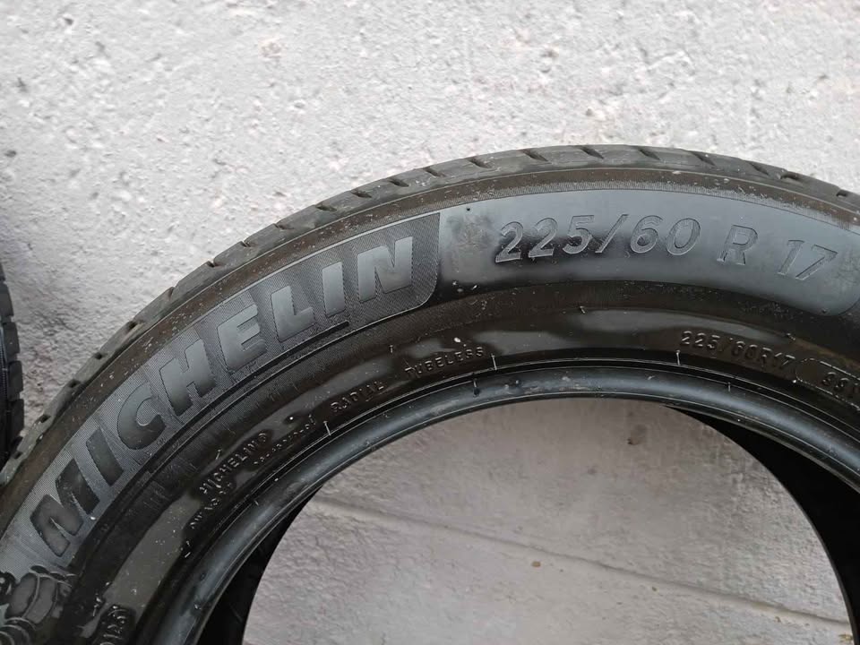 Four Michelin 225/60 R17 Tyres in a Stack - Private Seller Four Michelin 225/60 R17 Tyres in a Stack - Private Seller