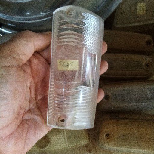 Pontiac / Plymouth, flicker lens - Private Seller Pontiac / Plymouth, flicker lens - Private Seller