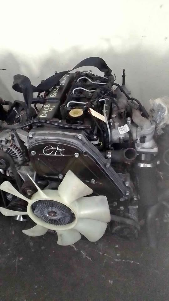 HYUNDAI D4CB BOSCH TYPE COMPLETE ENGINE FOR SALE - Private Seller HYUNDAI D4CB BOSCH TYPE COMPLETE ENGINE FOR SALE - Private Seller