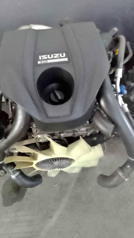 ISUZU 4JK1 COMPLETE ENGINE FOR SALE - Private Seller ISUZU 4JK1 COMPLETE ENGINE FOR SALE - Private Seller